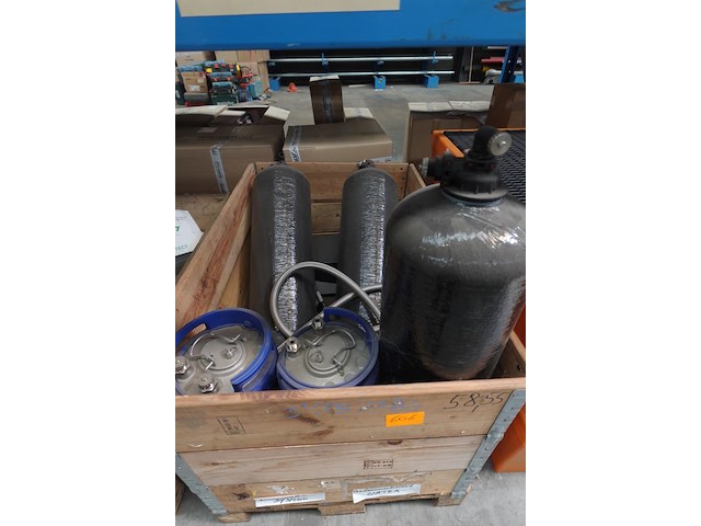 3x drukvat + 2x druktank pure water solutions - afbeelding 1 van  6