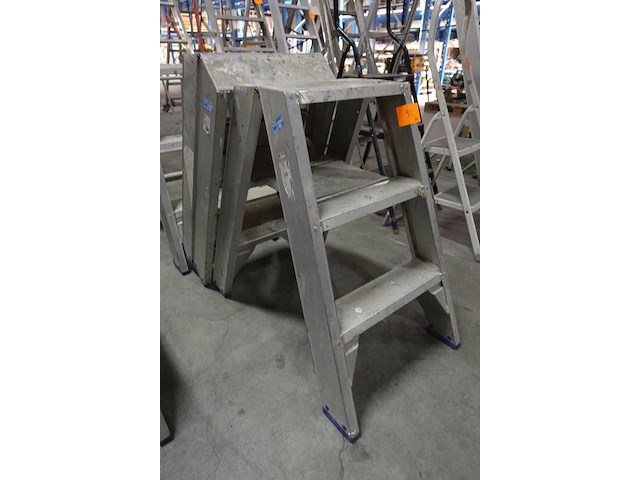3x dubbelzijdige alu ladder solide - afbeelding 2 van  4