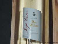3x fles eau-de-vie, joseph cartron, poire williams, 1.5l, 43% vol - afbeelding 2 van  3