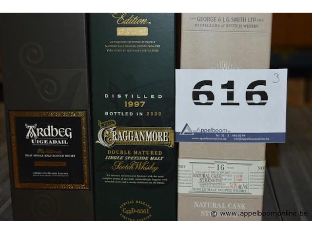 3x fles whisky, wo. 1x ardbeg uigeadail islay single malt, 1x cragganmore distillers edition double matured 1997/2009, 1x the glenlivet nàdurra 16 jaar natural cask strength - afbeelding 2 van  2