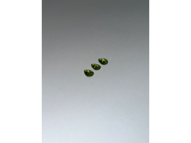 3x geelgroene peridoot - afbeelding 3 van  9
