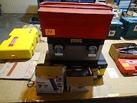 3x gereedschapskoffer + divers gereedschap