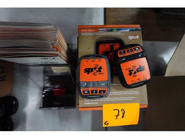 3x gps zender spot - afbeelding 1 van  4
