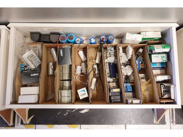 3x grijpbak + inhoud - afbeelding 3 van  6