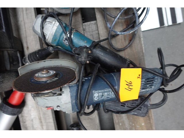 3x haakse slijper makita - afbeelding 1 van  4