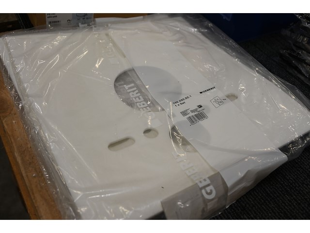 3x hangtoilet isolatie - afbeelding 2 van  2