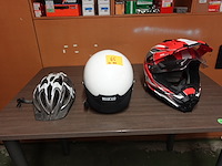 3x helm - afbeelding 1 van  7