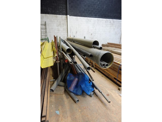 3x houder met diverse pvc buizen - afbeelding 2 van  7