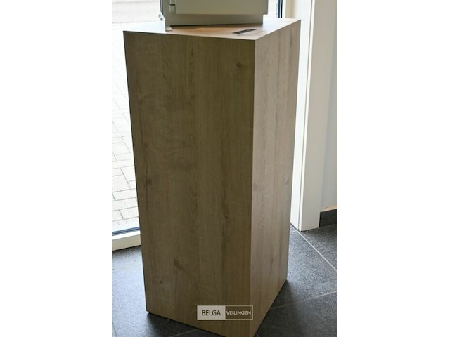 3x houten demozuil 40x40xh100 cm - afbeelding 5 van  5