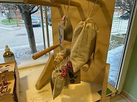 3x houten display met inhoud - afbeelding 4 van  4