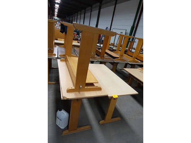 3x houten lessenaar - afbeelding 1 van  2