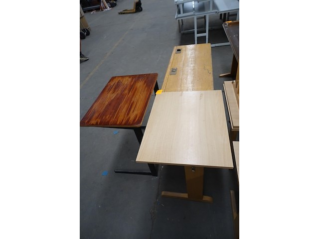 3x houten lessenaar - afbeelding 3 van  3