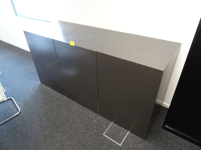 3x houten presentatiemeubel - afbeelding 2 van  2