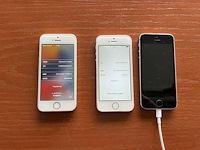 3x i-phone se - afbeelding 4 van  6