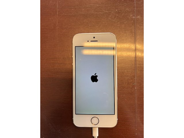 3x i-phone's - afbeelding 1 van  7