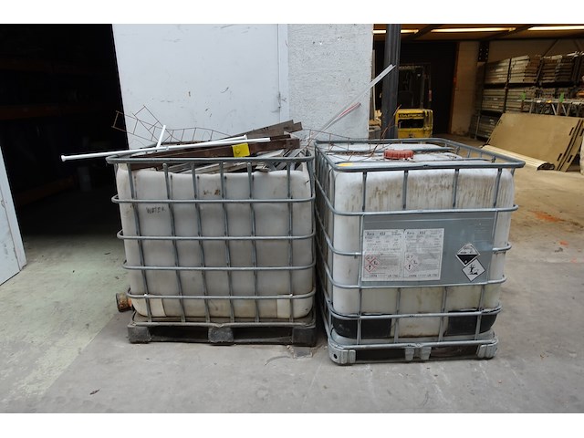 3x ibc container met inhoud - afbeelding 1 van  8