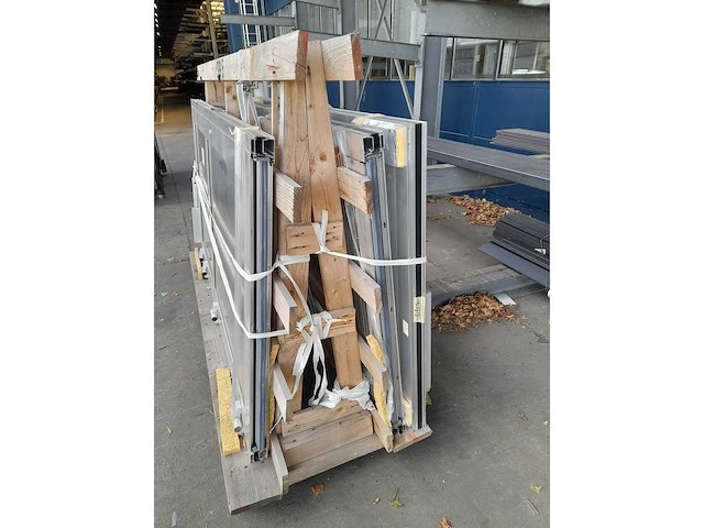 3x industriële aluminium deuren (ongebruikt) - afbeelding 2 van  4