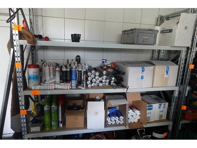 3x inhoud ligger - afbeelding 1 van  12