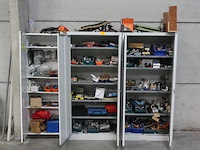 3x kast met inhoud - afbeelding 1 van  12