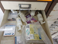 3x kast met inhoud - afbeelding 15 van  25