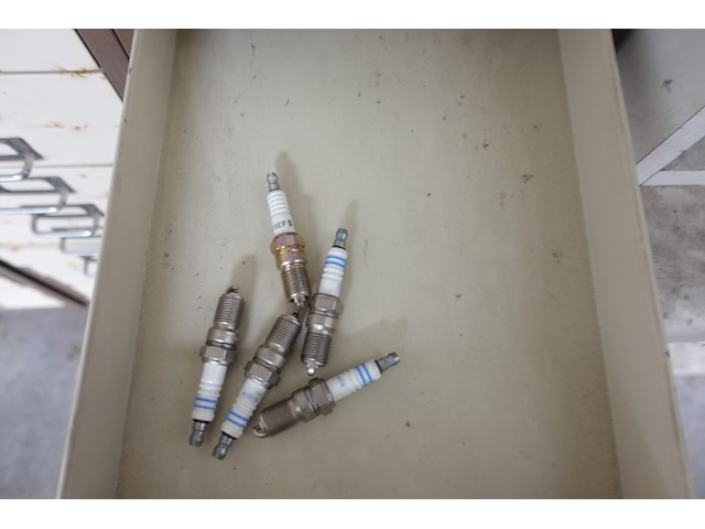 3x kast met inhoud - afbeelding 22 van  25