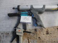 3x kitspuiten, 1 sika ds 51 en 1 manuele, werking niet gekend - afbeelding 1 van  2