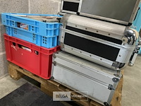 3x koffer met cd's + 2 plastieken bakken met cd's - afbeelding 4 van  6