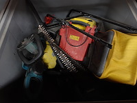 3x kunststof palletbox + oude metalen - afbeelding 7 van  11
