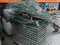 3x kunststof palletbox + oude metalen - afbeelding 11 van  11