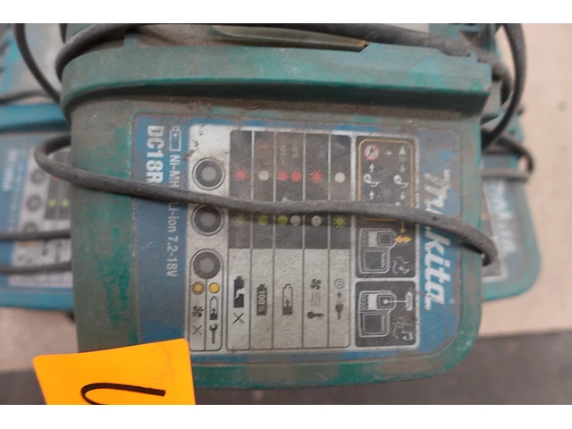 3x lader makita - afbeelding 2 van  3