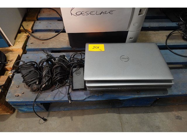 3x laptop dell met lader - afbeelding 4 van  11