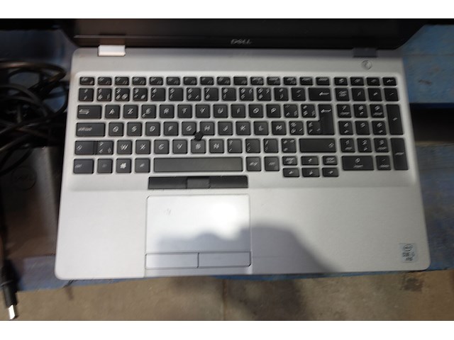 3x laptop dell met lader - afbeelding 9 van  11
