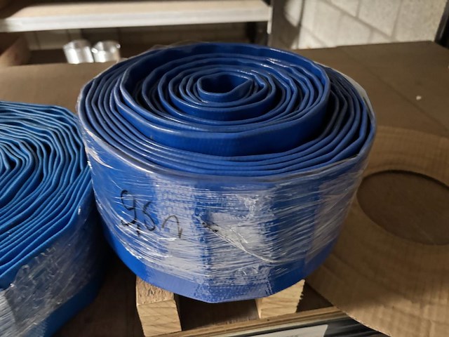 3x lay flat water hose - afbeelding 2 van  4