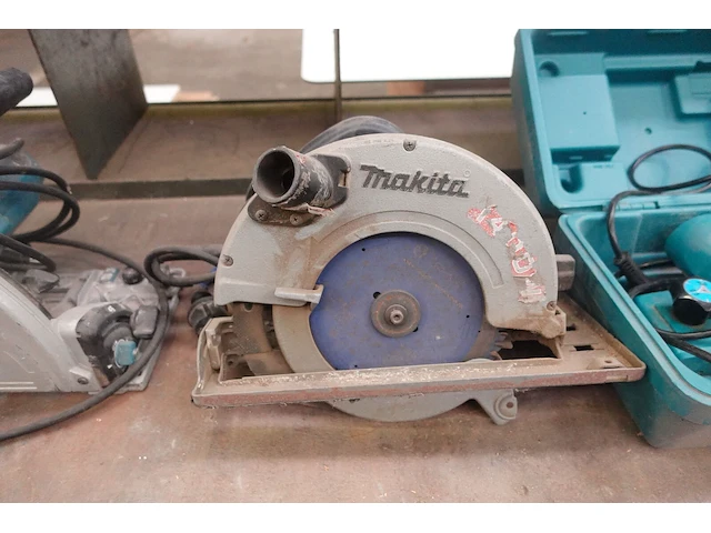 3x machine makita - afbeelding 5 van  10