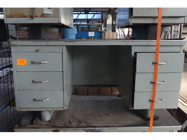 3x metalen bureau - afbeelding 3 van  5