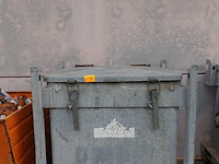 3x metalen container + inhoud - afbeelding 2 van  7