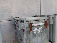 3x metalen container + inhoud - afbeelding 3 van  7