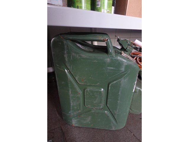 3x metalen jerrycan - afbeelding 3 van  4