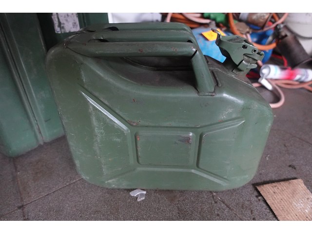 3x metalen jerrycan - afbeelding 4 van  4