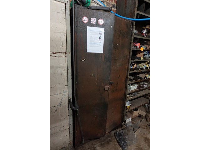 3x metalen kast + inhoud - afbeelding 4 van  5