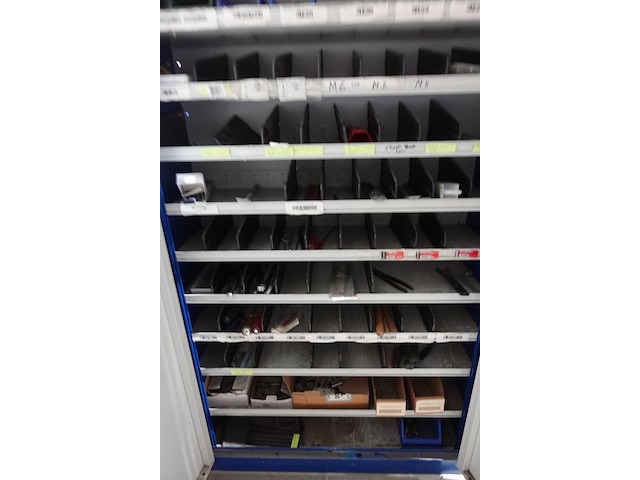 3x metalen kast + inhoud - afbeelding 10 van  13