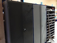 3x metalen kast + inhoud - afbeelding 1 van  13