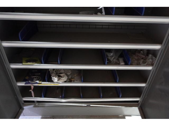 3x metalen kast + inhoud - afbeelding 8 van  13