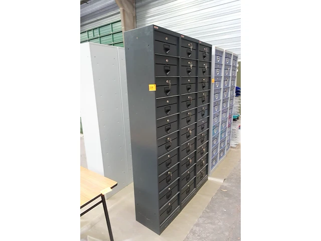 3x metalen postvakkenkast - afbeelding 2 van  4
