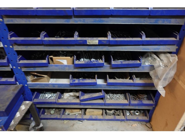 3x metalen rek fabory + inhoud - afbeelding 5 van  11