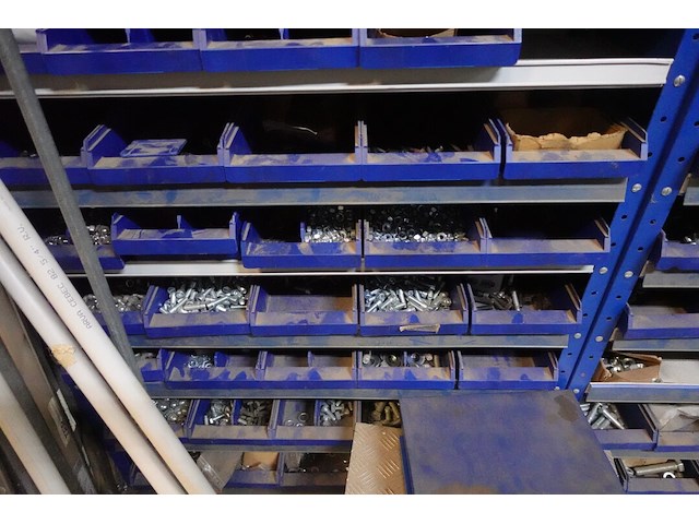 3x metalen rek fabory + inhoud - afbeelding 6 van  11