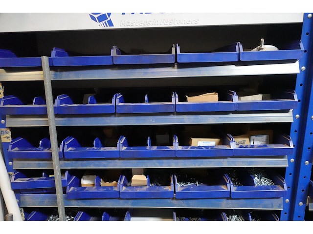 3x metalen rek fabory + inhoud - afbeelding 8 van  11