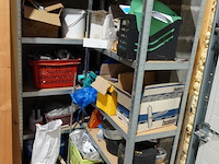 3x metalen rek + inhoud - afbeelding 4 van  22