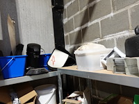 3x metalen rek + inhoud - afbeelding 5 van  22