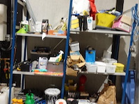 3x metalen rek + inhoud - afbeelding 8 van  22